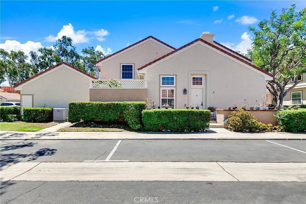 Irvine, CA 92612,29 Dartmouth #25