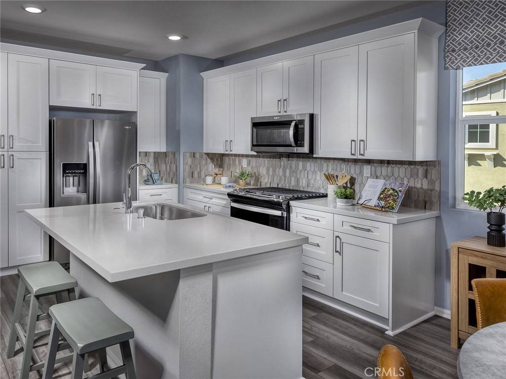Pomona, CA 91768,1569 Stratus DR