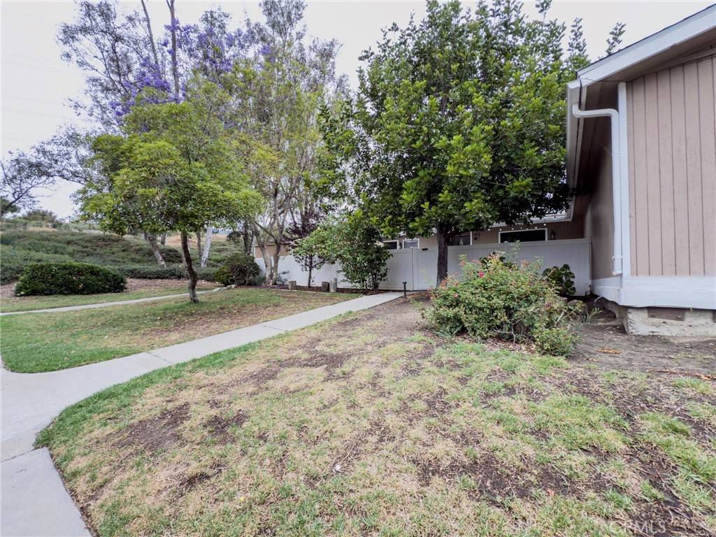Laguna Hills, CA 92653,25755 Via Lomas #145