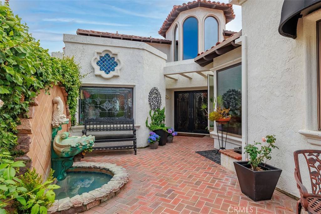 San Clemente, CA 92672,507 Avenida Del Verdor