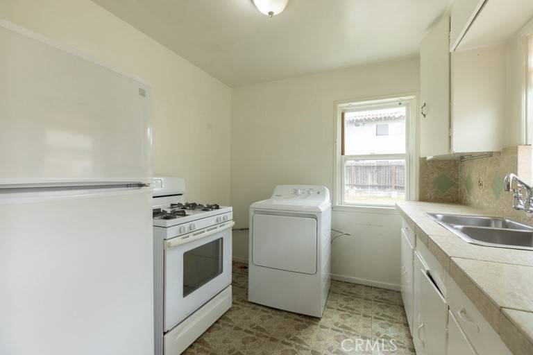 Huntington Beach, CA 92649,16751 Hoskins LN #B