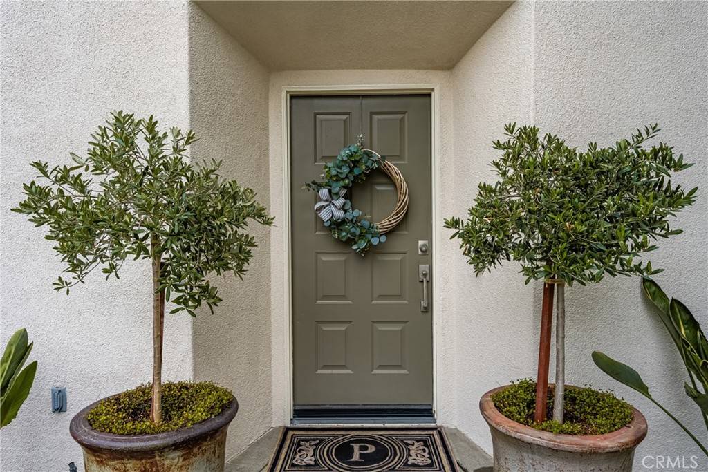 Irvine, CA 92602,57 Avondale