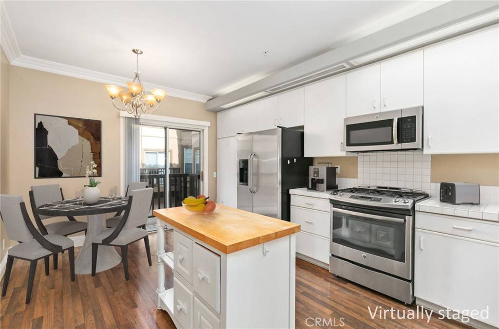 Rancho Santa Margarita, CA 92688,250 Montana Del Lago DR