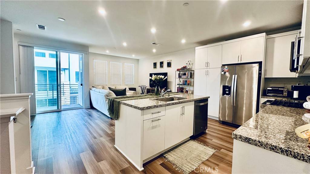 Anaheim, CA 92805,1527 W Cara DR