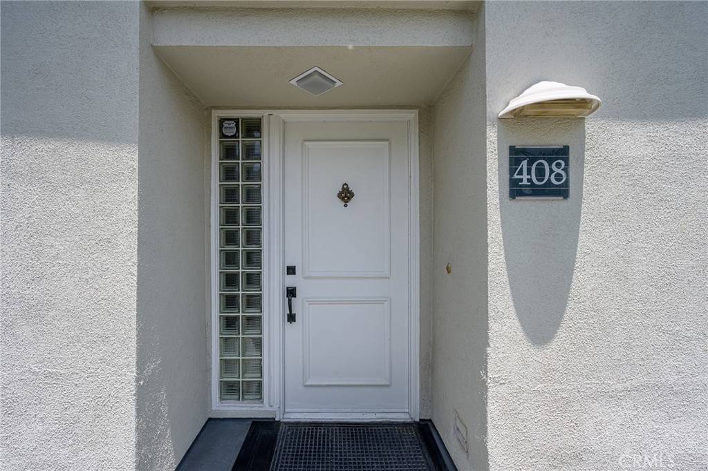 Irvine, CA 92612,2243 Martin #408