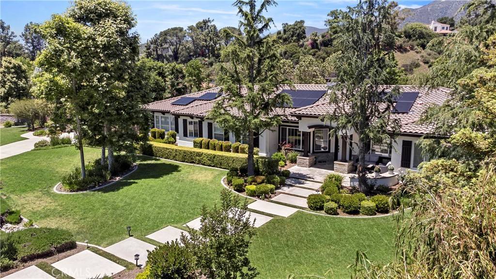 Claremont, CA 91711,949 Moody PL