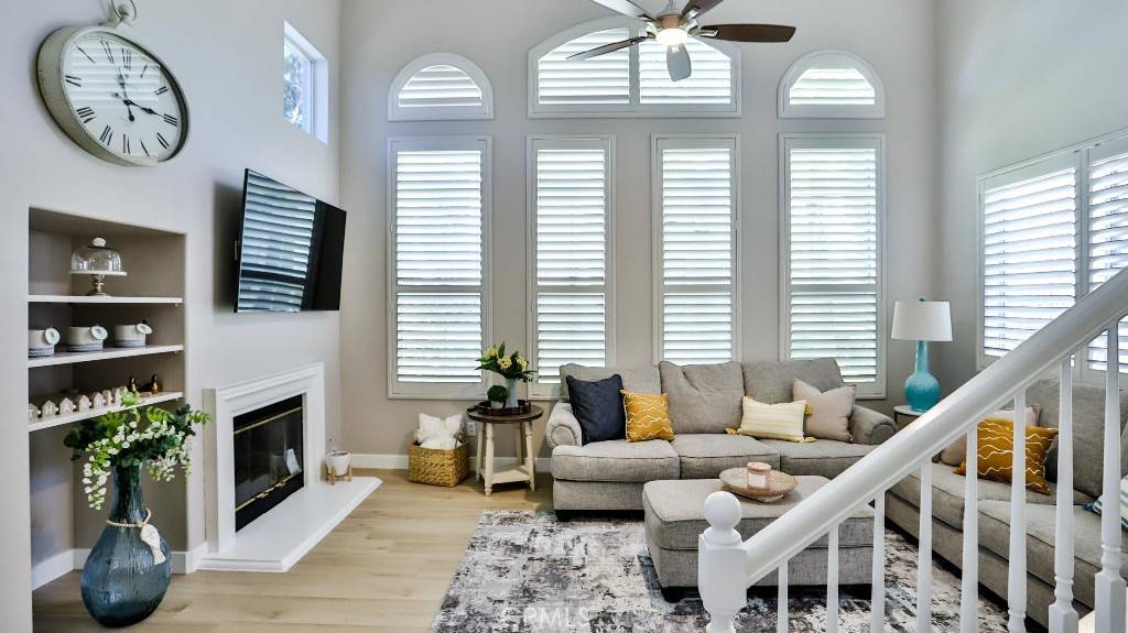 Rancho Santa Margarita, CA 92688,36 Tierra Seguro