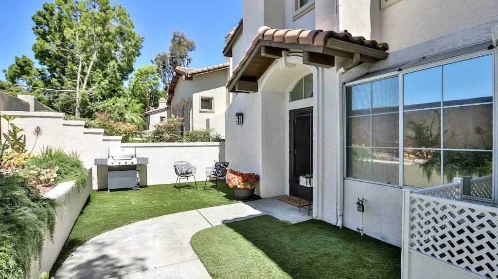 Rancho Santa Margarita, CA 92688,36 Tierra Seguro