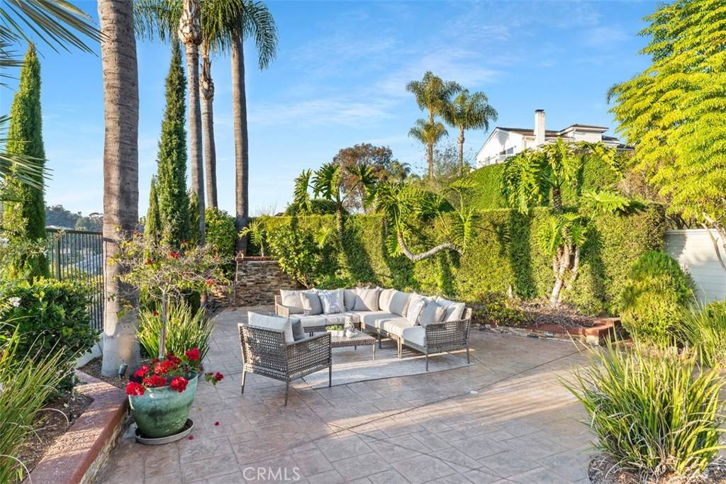 Laguna Niguel, CA 92677,3 Parkman RD E