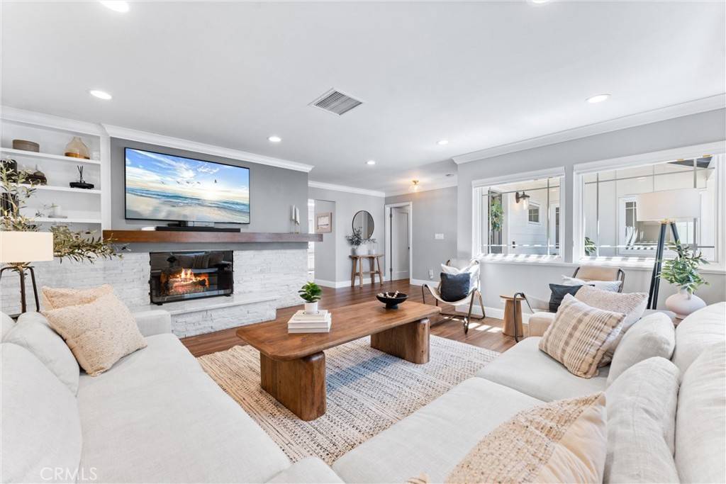 Newport Beach, CA 92660,1915 Mariners DR