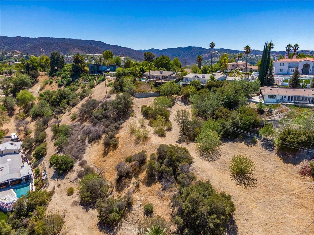 Tarzana, CA 91356,4551 Lindley Ave