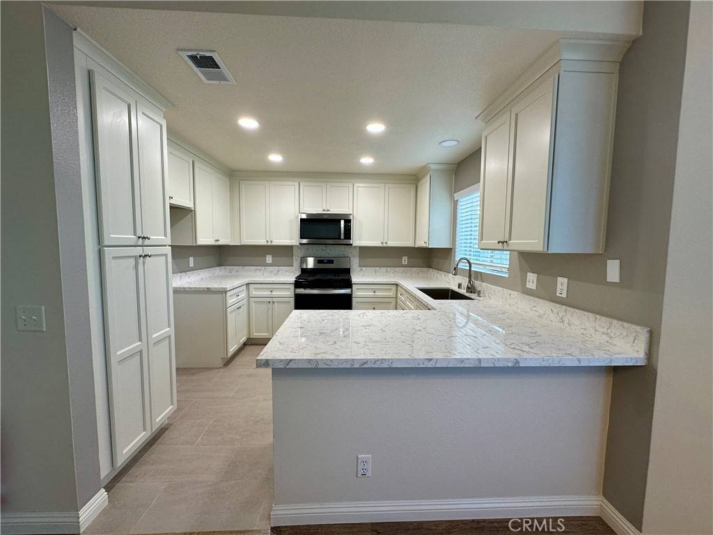 Aliso Viejo, CA 92656,23412 Pacific Park DR #34E