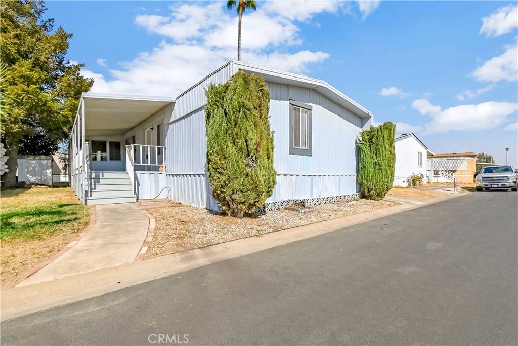 Olivehurst, CA 95961,99 Via Leona