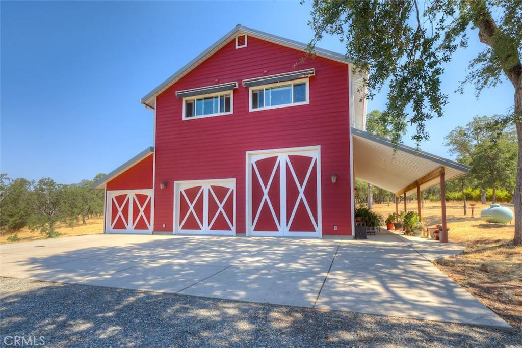 Oroville, CA 95966,181 Breeze Hollow LN