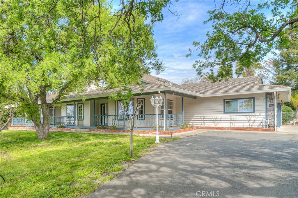 Oroville, CA 95966,28 Pine Oaks RD
