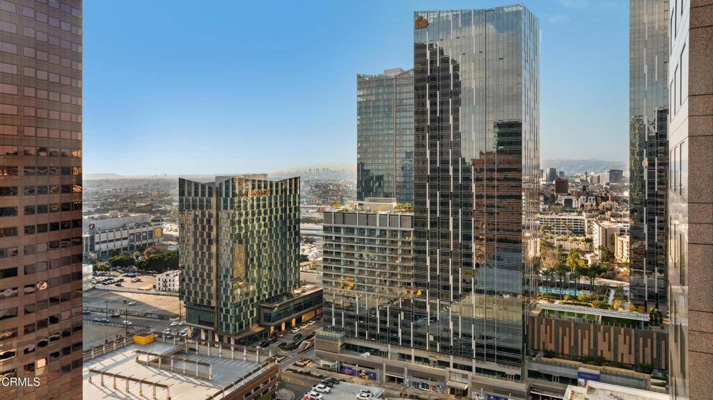 Los Angeles, CA 90017,877 Francisco ST #4207
