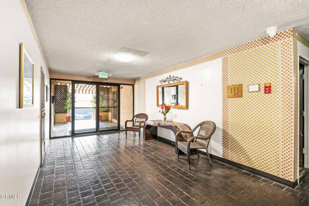 Glendale, CA 91203,365 Burchett ST #318