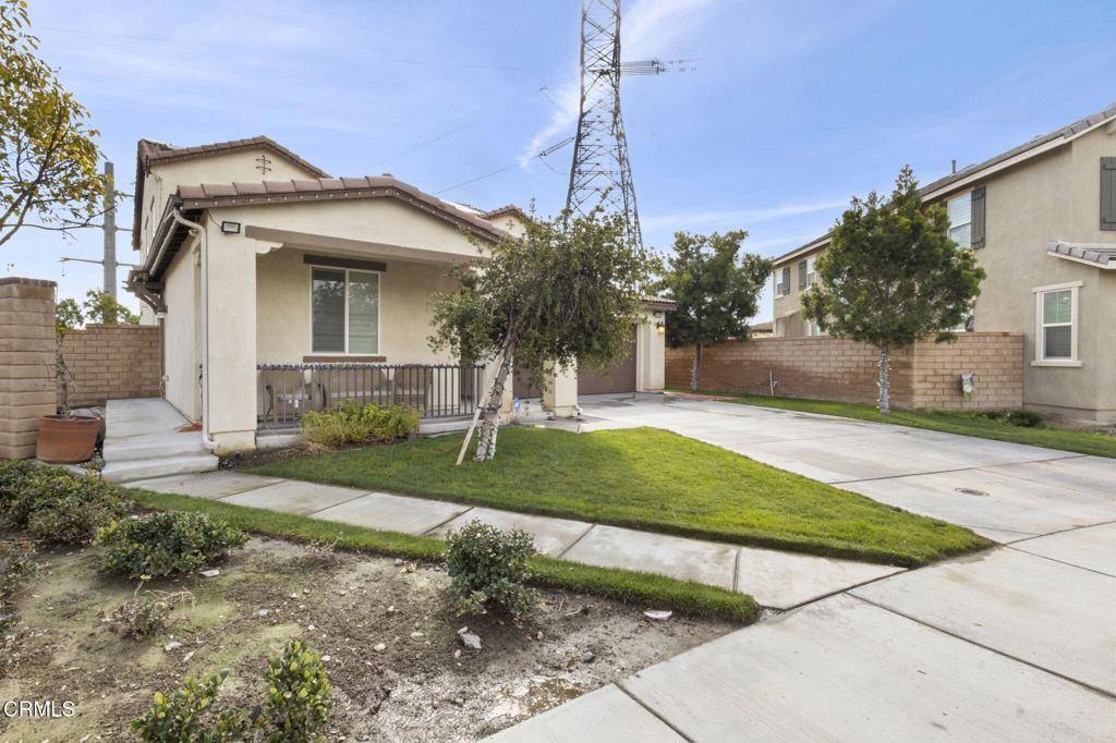 Ontario, CA 91761,3098 Wing ST