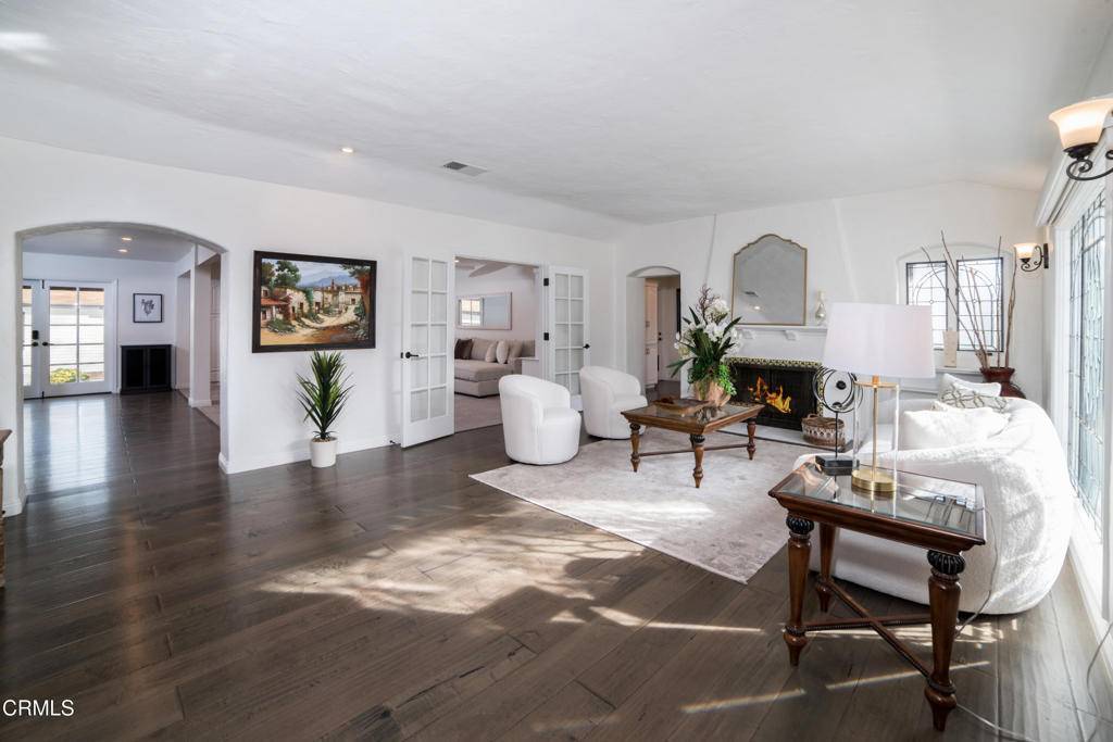 La Canada Flintridge, CA 91011,4762 La Canada BLVD