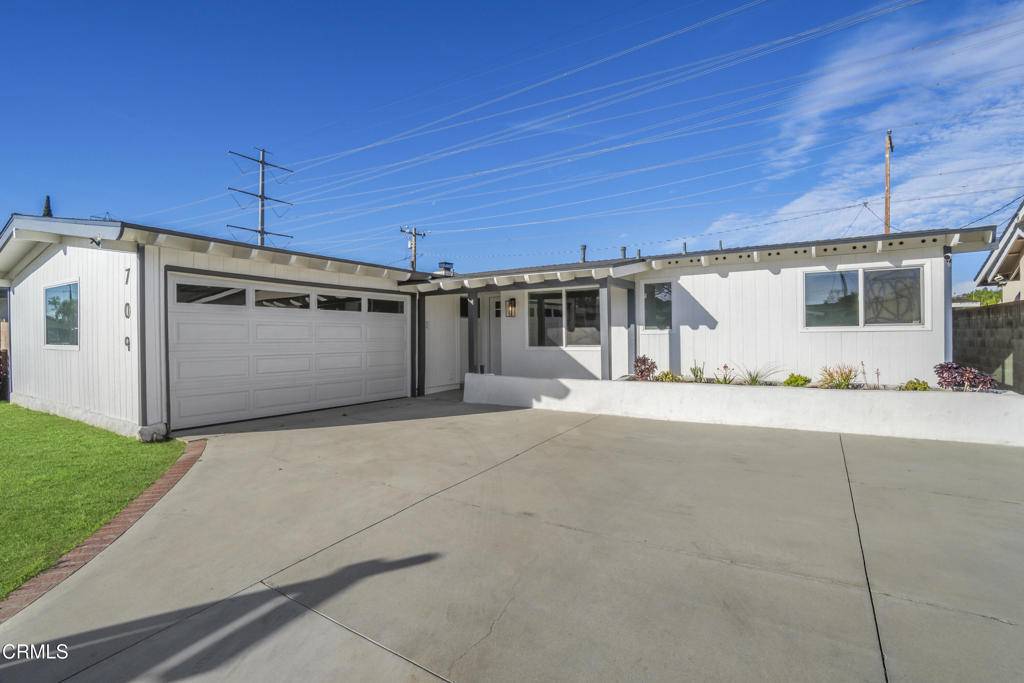 Duarte, CA 91010,709 Greenbank AVE