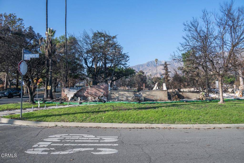 Altadena, CA 91001,1079 Marcheta ST