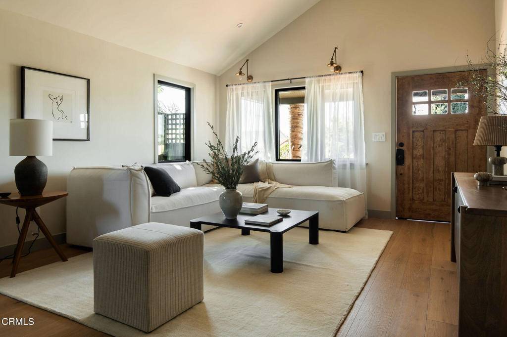 Los Angeles, CA 90042,5141 MERIDIAN ST