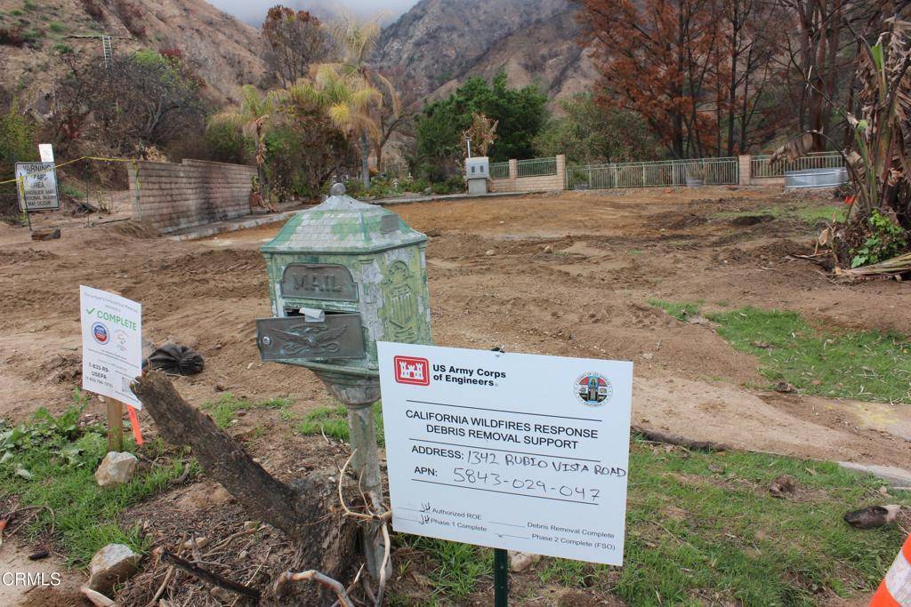 Altadena, CA 91001,1342 Rubio Vista RD