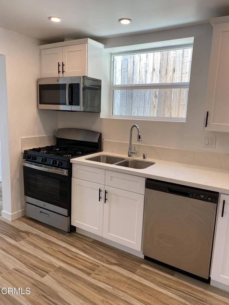 Los Angeles, CA 90065,4038 W Avenue 42
