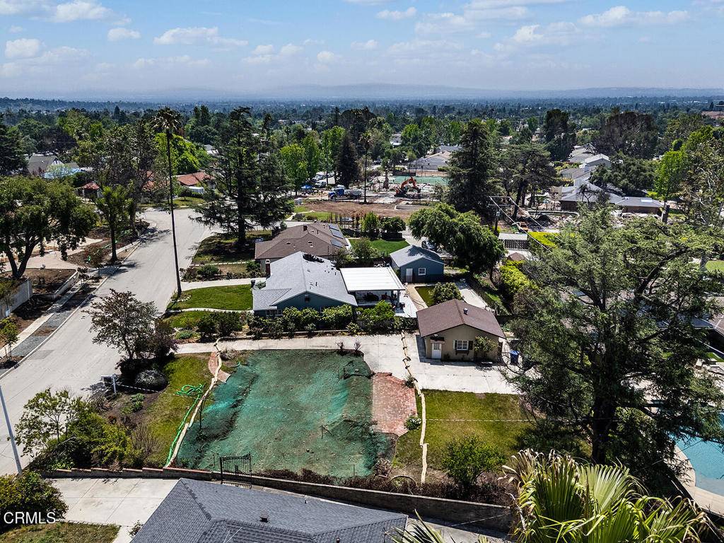 Altadena, CA 91001,2221 Sinaloa Ave