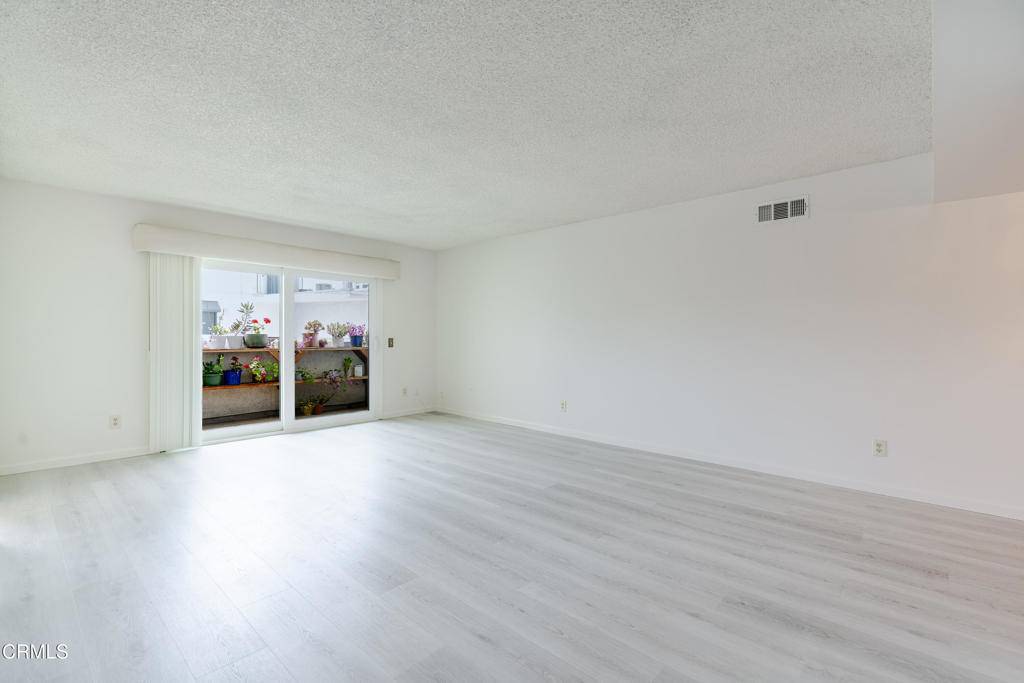 Glendale, CA 91206,500 Jackson PL #313