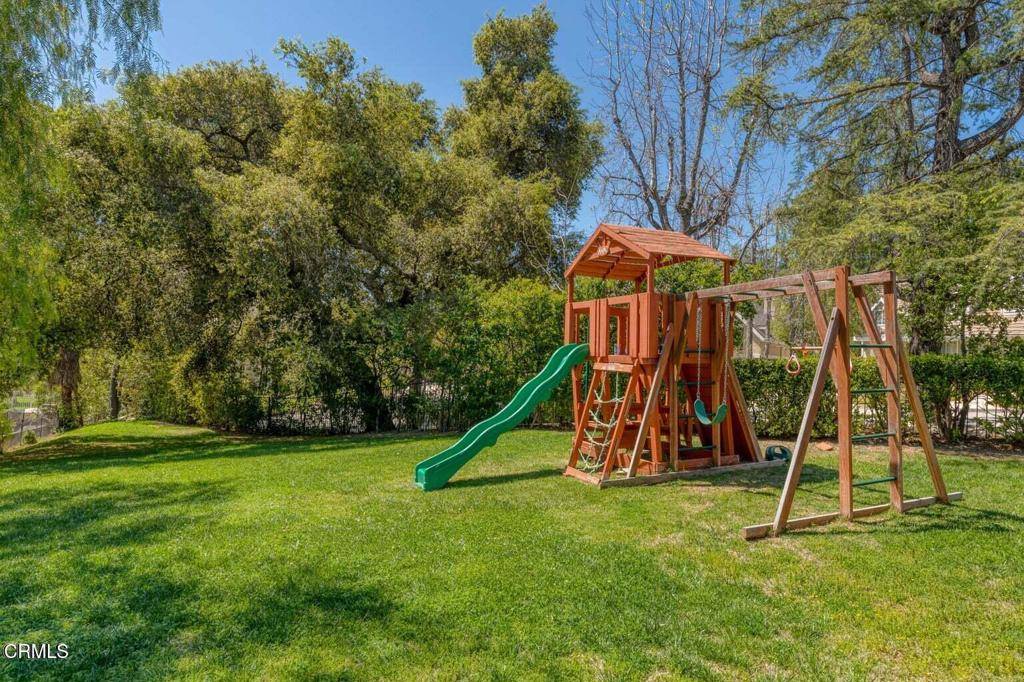 La Canada Flintridge, CA 91011,1238 Green LN