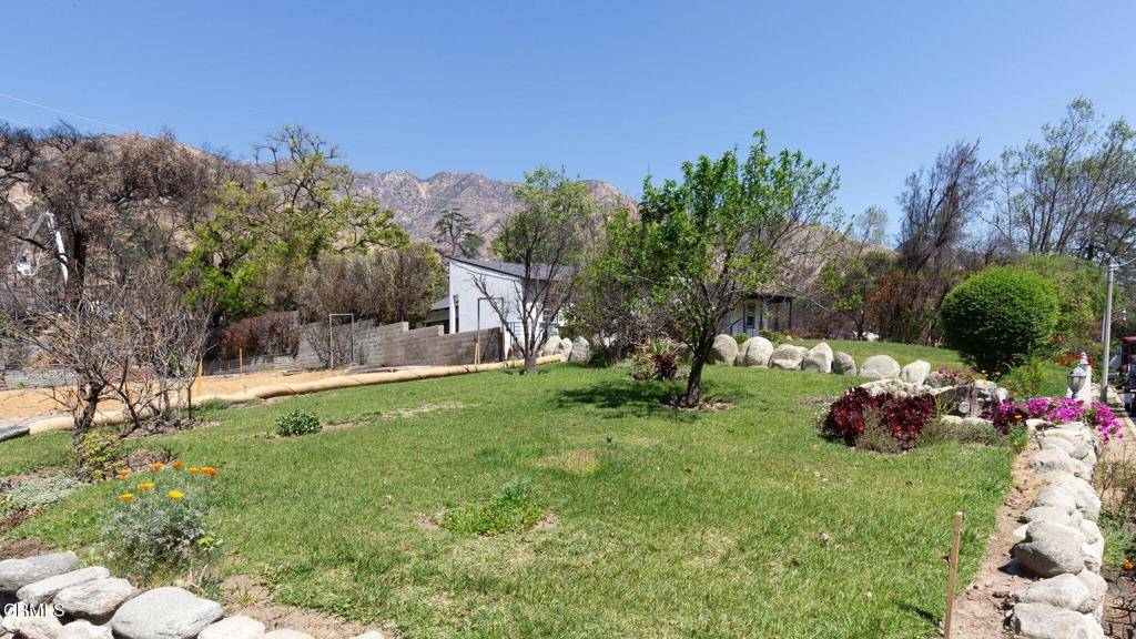 Altadena, CA 91001,995 E Mount Curve AVE