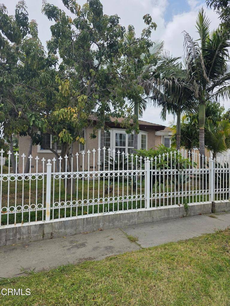 Compton, CA 90222,1806 W 136th ST
