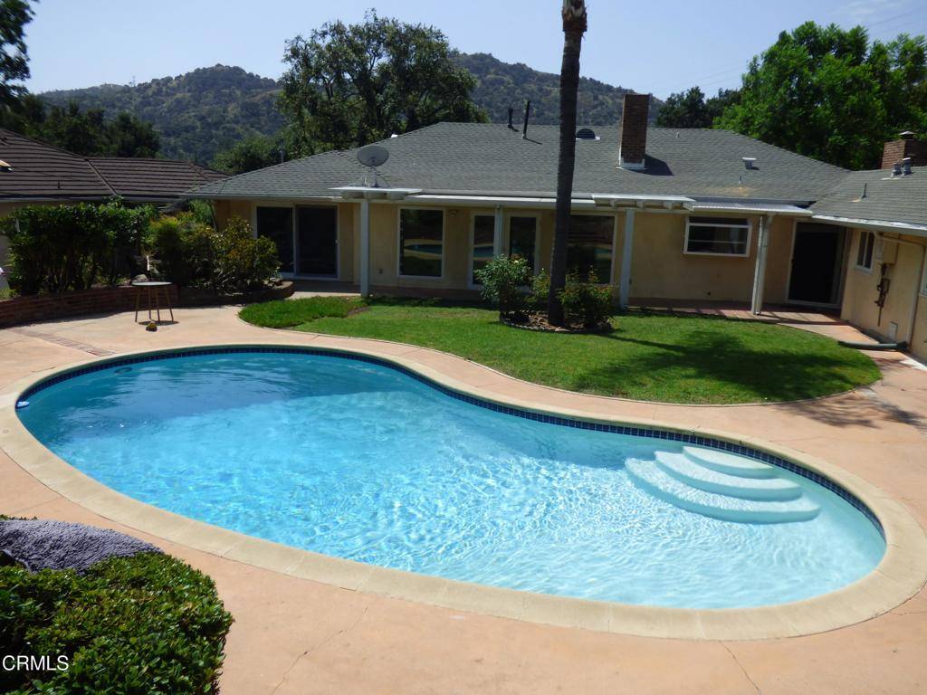 La Canada Flintridge, CA 91011,1429 Descanso DR