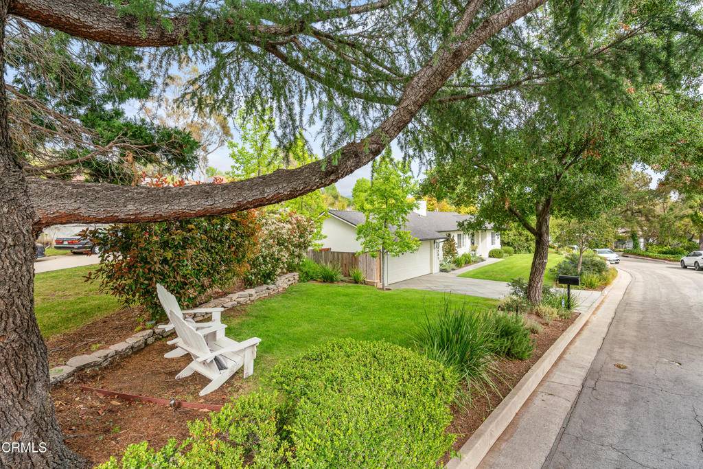 La Canada Flintridge, CA 91011,1741 La Barranca RD