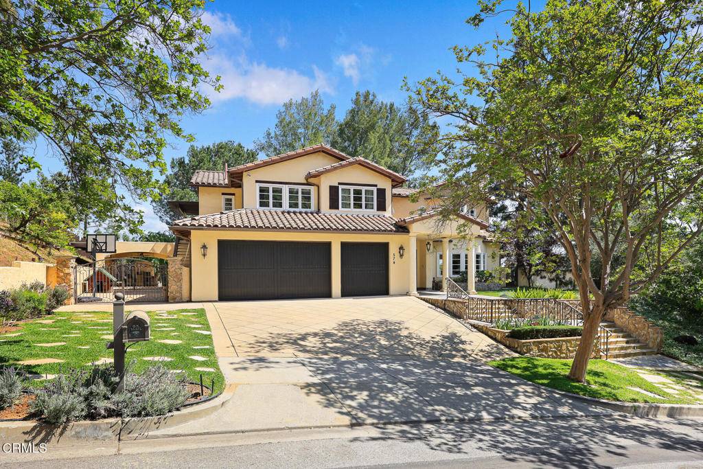 Sierra Madre, CA 91024,574 Camillo RD