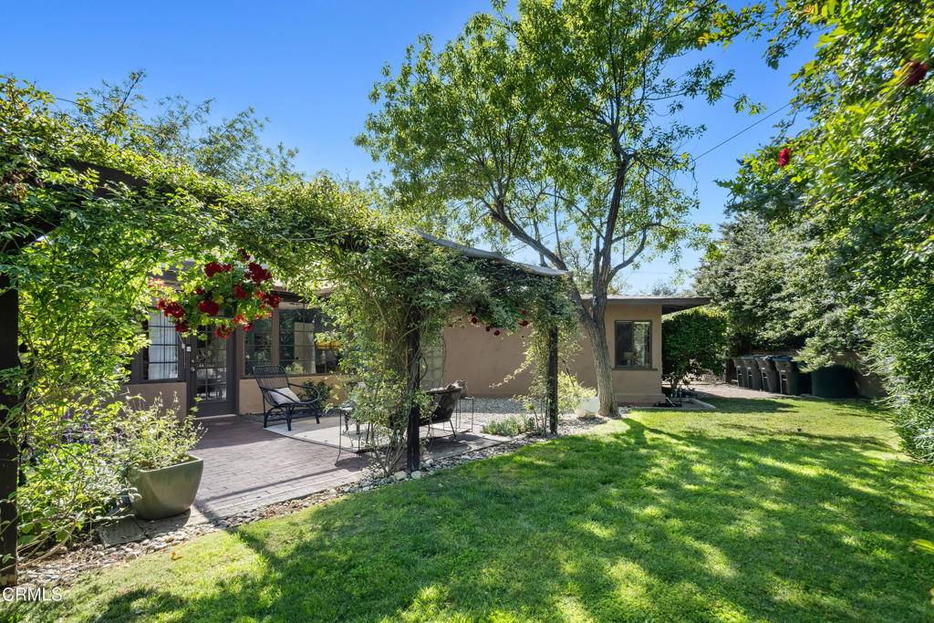 La Crescenta, CA 91214,4702 Moore ST