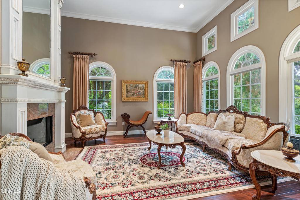 La Canada Flintridge, CA 91011,1737 Fairmount AVE