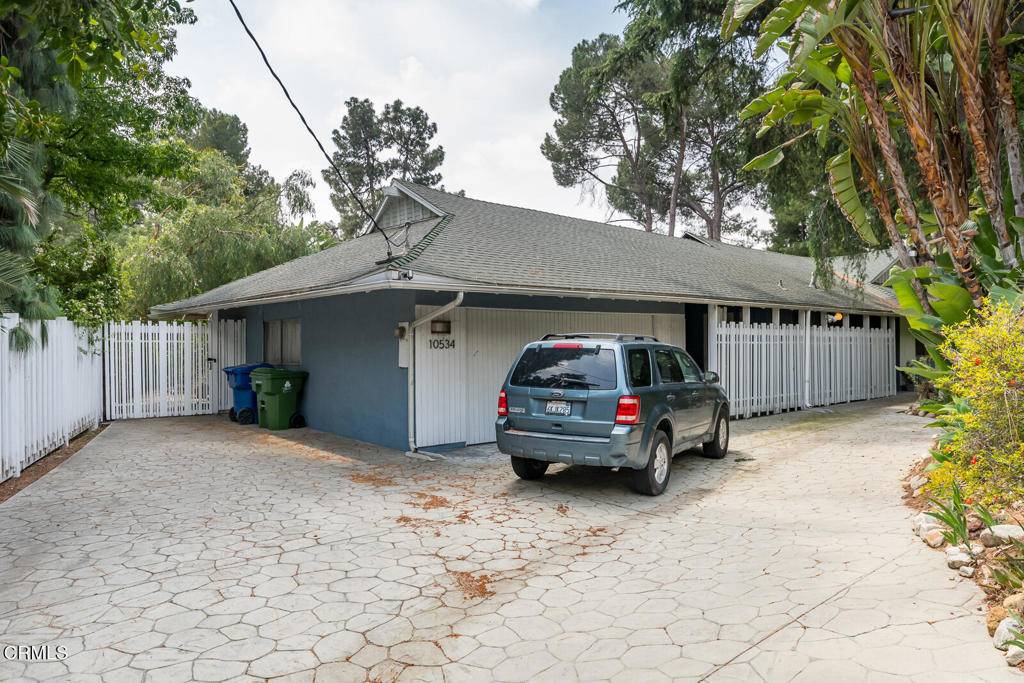 Shadow Hills, CA 91040,10534 Colebrook ST