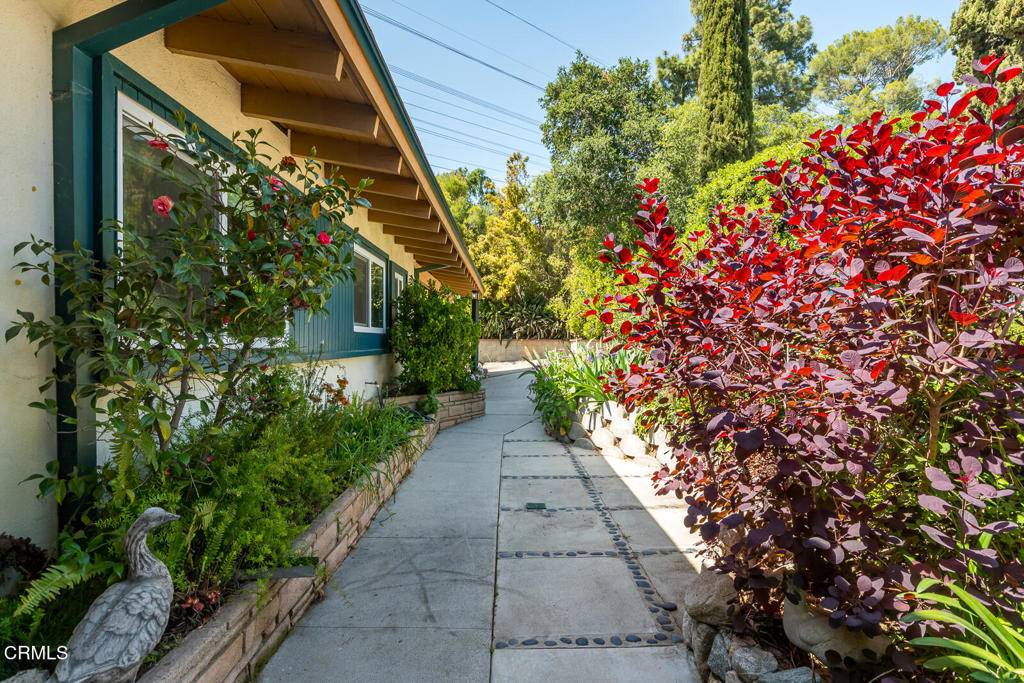 La Canada Flintridge, CA 91011,1364 Journey's End DR