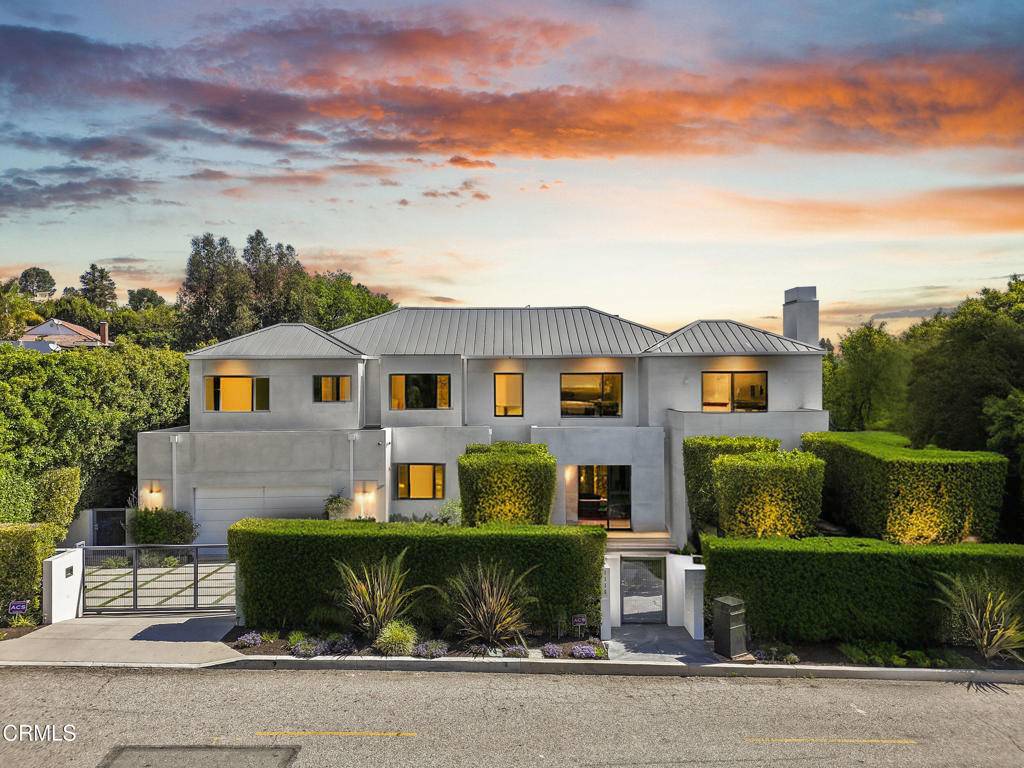 Los Angeles, CA 90049,1116 Linda Flora DR