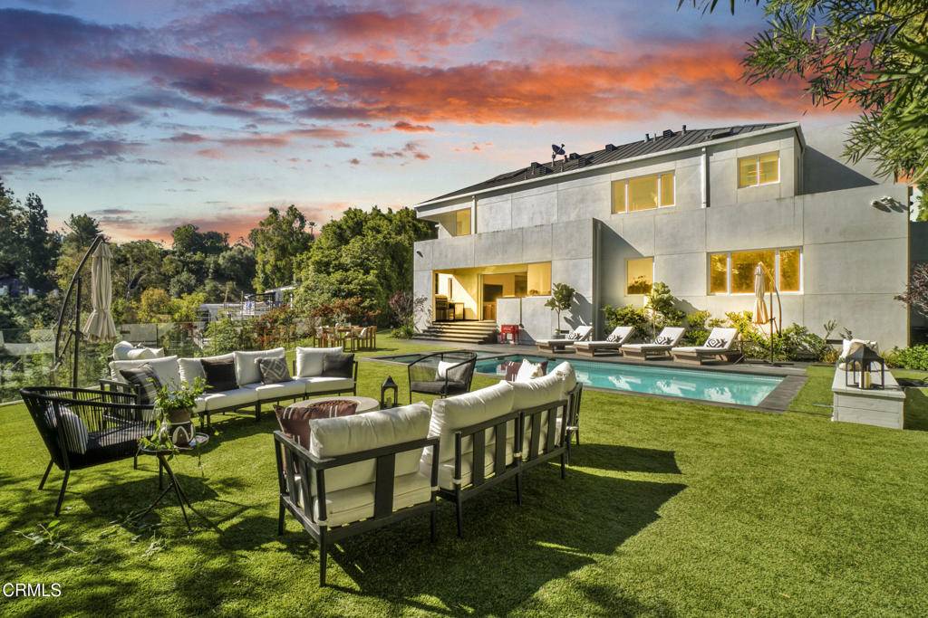 Los Angeles, CA 90049,1116 Linda Flora DR