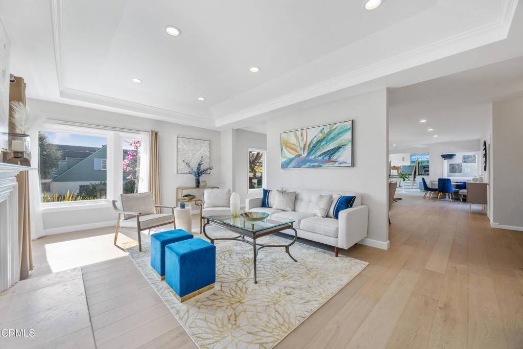 La Canada Flintridge, CA 91011,4603 Indiana AVE