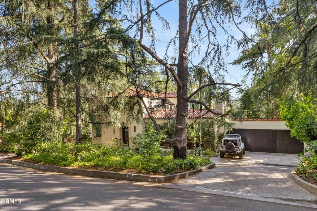 La Canada Flintridge, CA 91011,5321 Alta Canyada RD