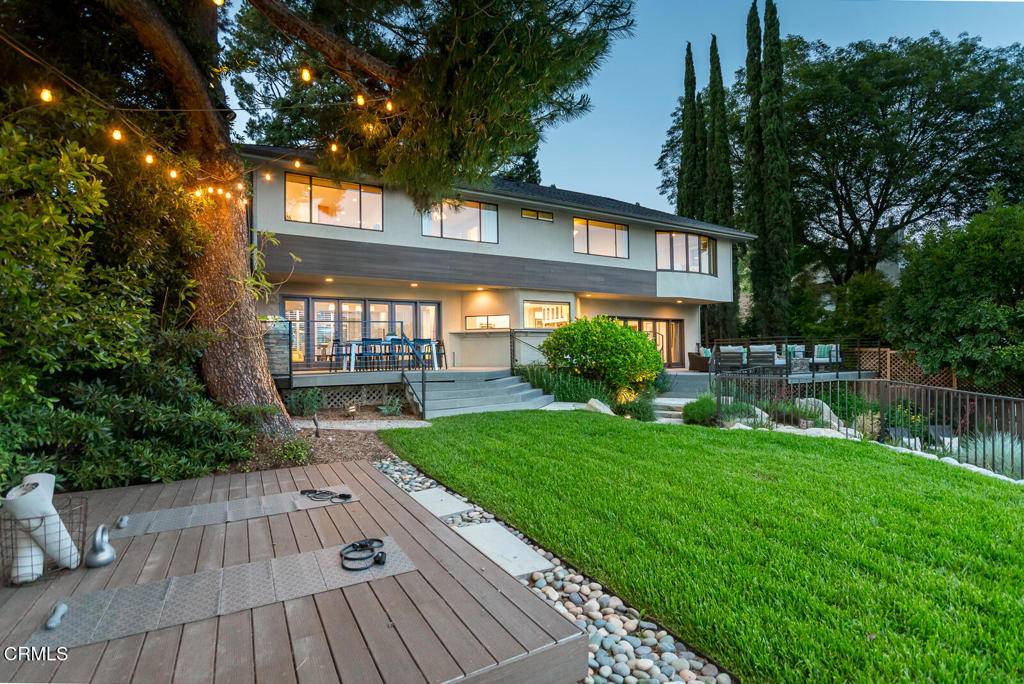 La Crescenta, CA 91214,2320 Mountain AVE