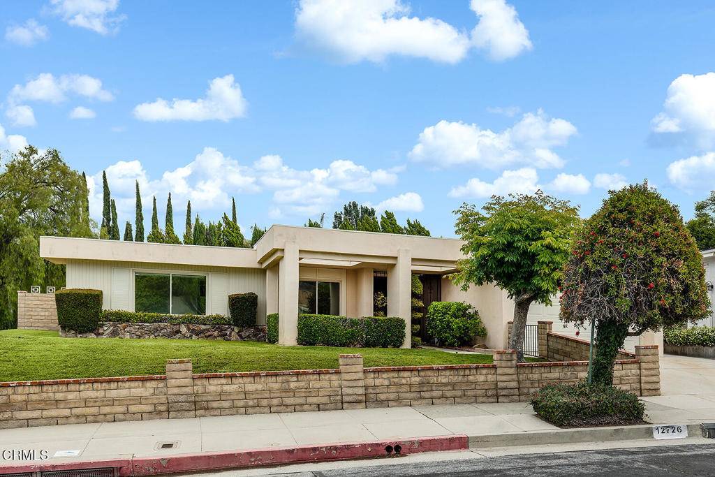 Granada Hills, CA 91344,12726 Byron AVE