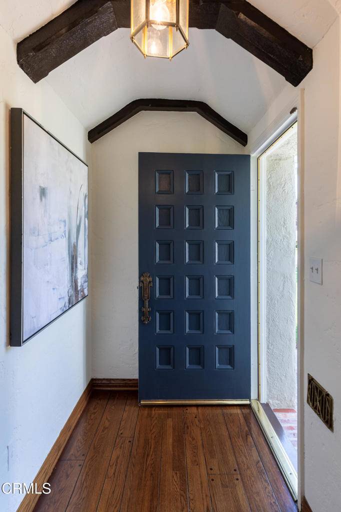 San Marino, CA 91108,2440 Coniston PL