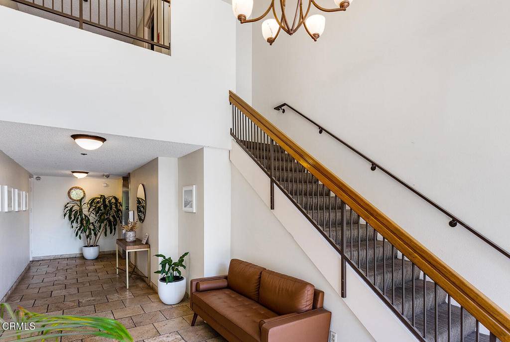 Monterey Hills, CA 90042,4210 Via Arbolada #308