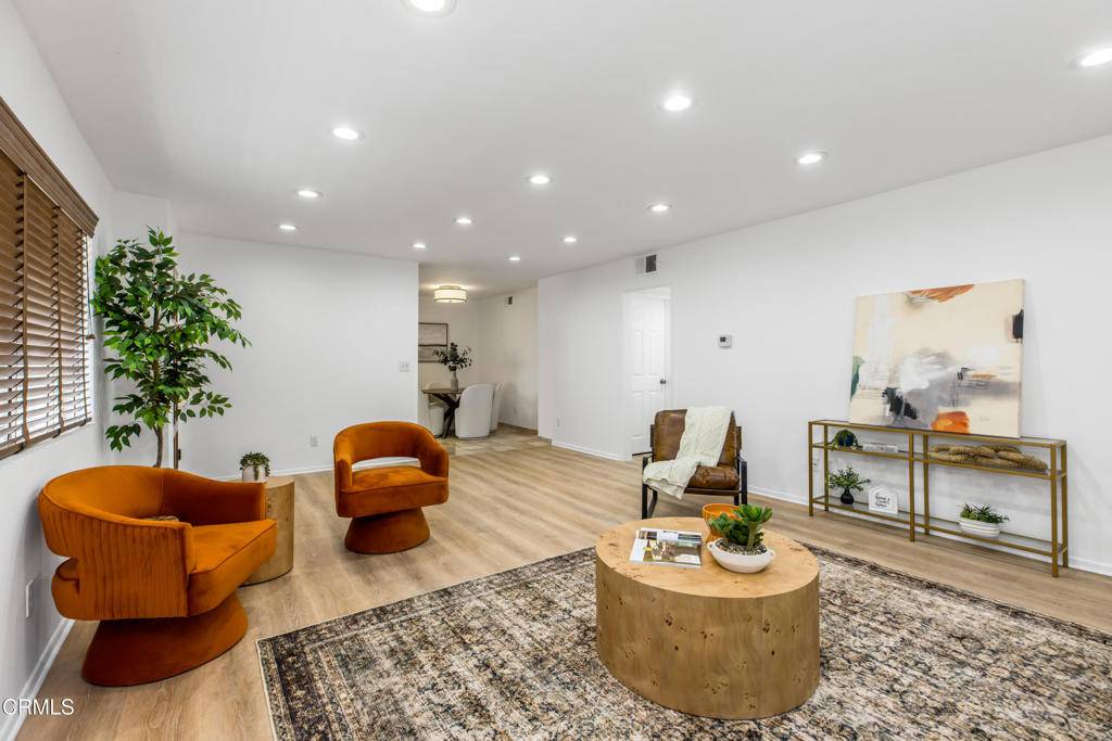 Encino, CA 91316,5354 Lindley AVE #202