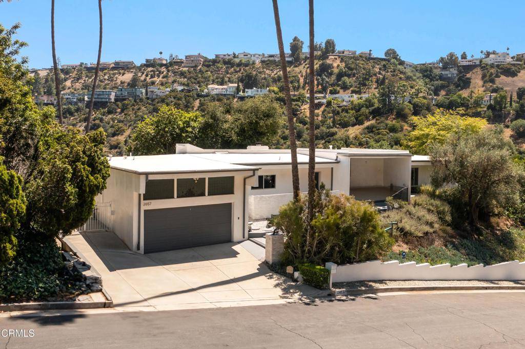 Los Angeles, CA 90046,2657 Zorada DR
